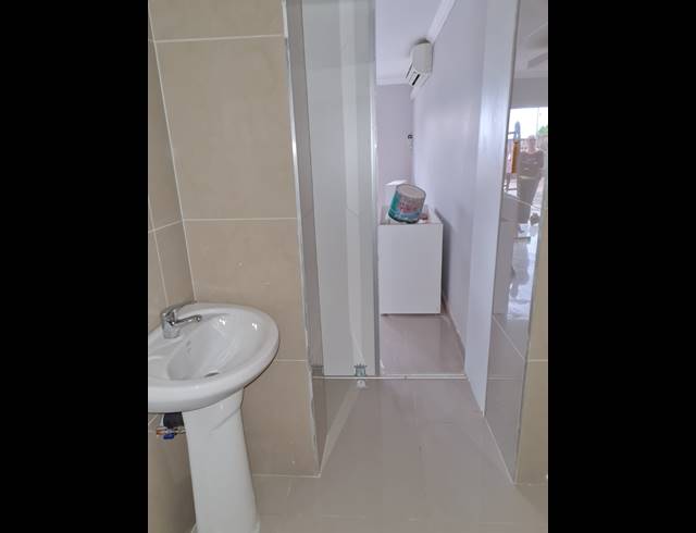1 bed property to rent in UMGENI PARK